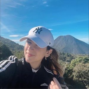 Meet your Posher, Ariana